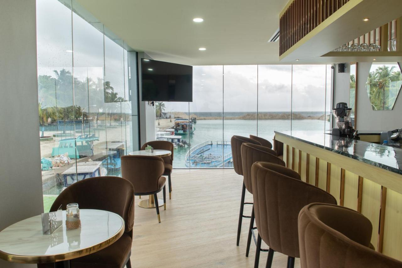 Swarn By Hawks Hotels Kamadhoo エクステリア 写真