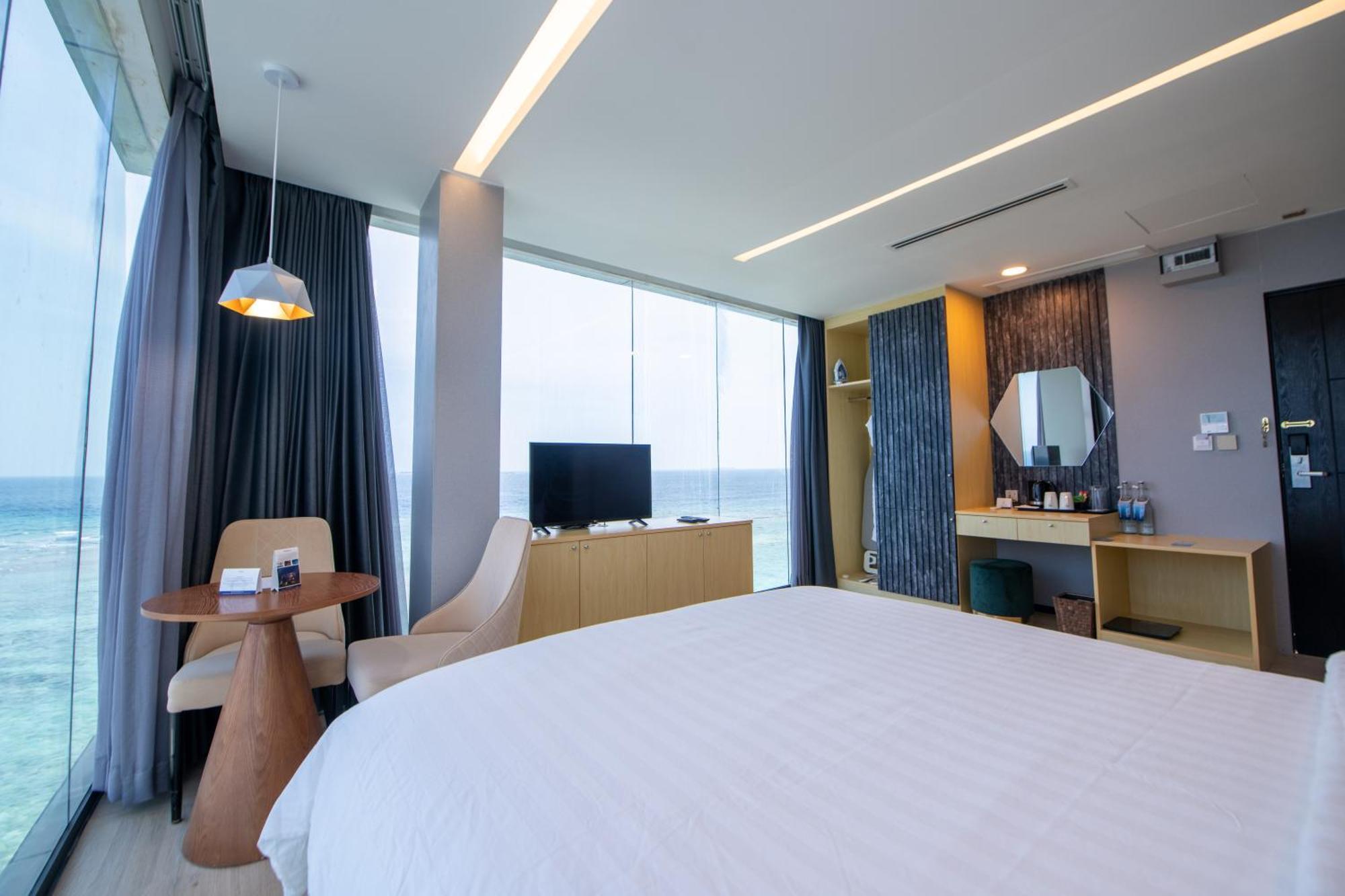 Swarn By Hawks Hotels Kamadhoo エクステリア 写真