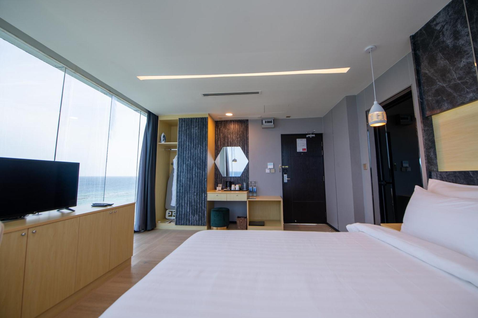 Swarn By Hawks Hotels Kamadhoo エクステリア 写真