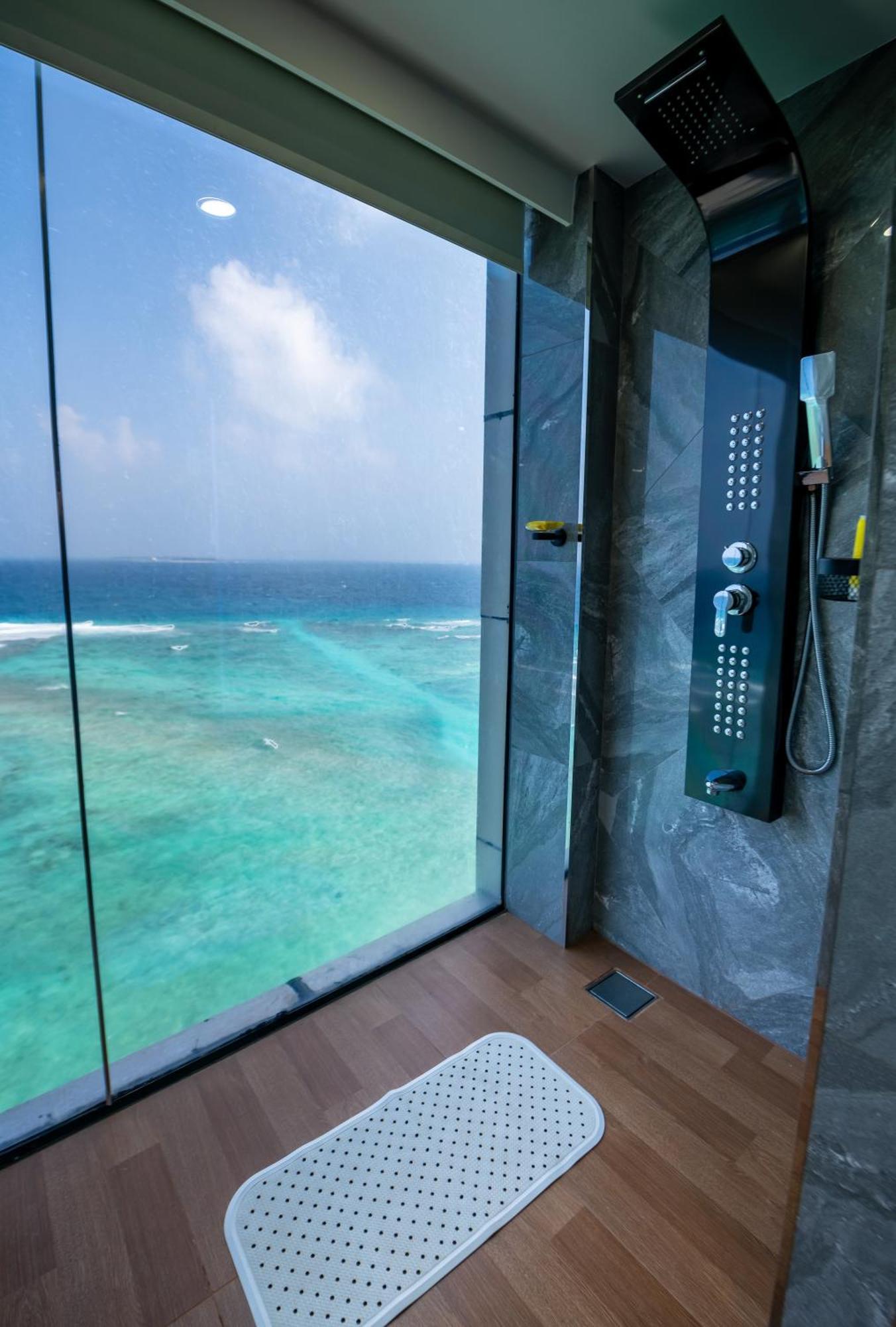 Swarn By Hawks Hotels Kamadhoo エクステリア 写真