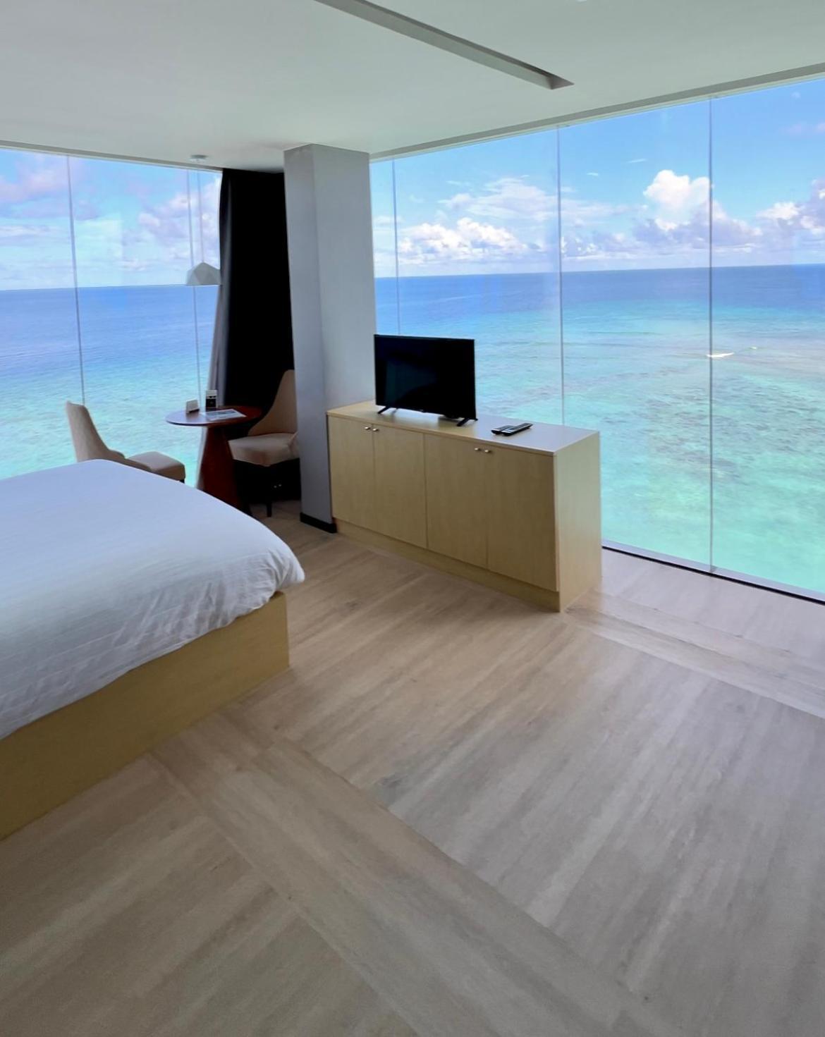 Swarn By Hawks Hotels Kamadhoo エクステリア 写真