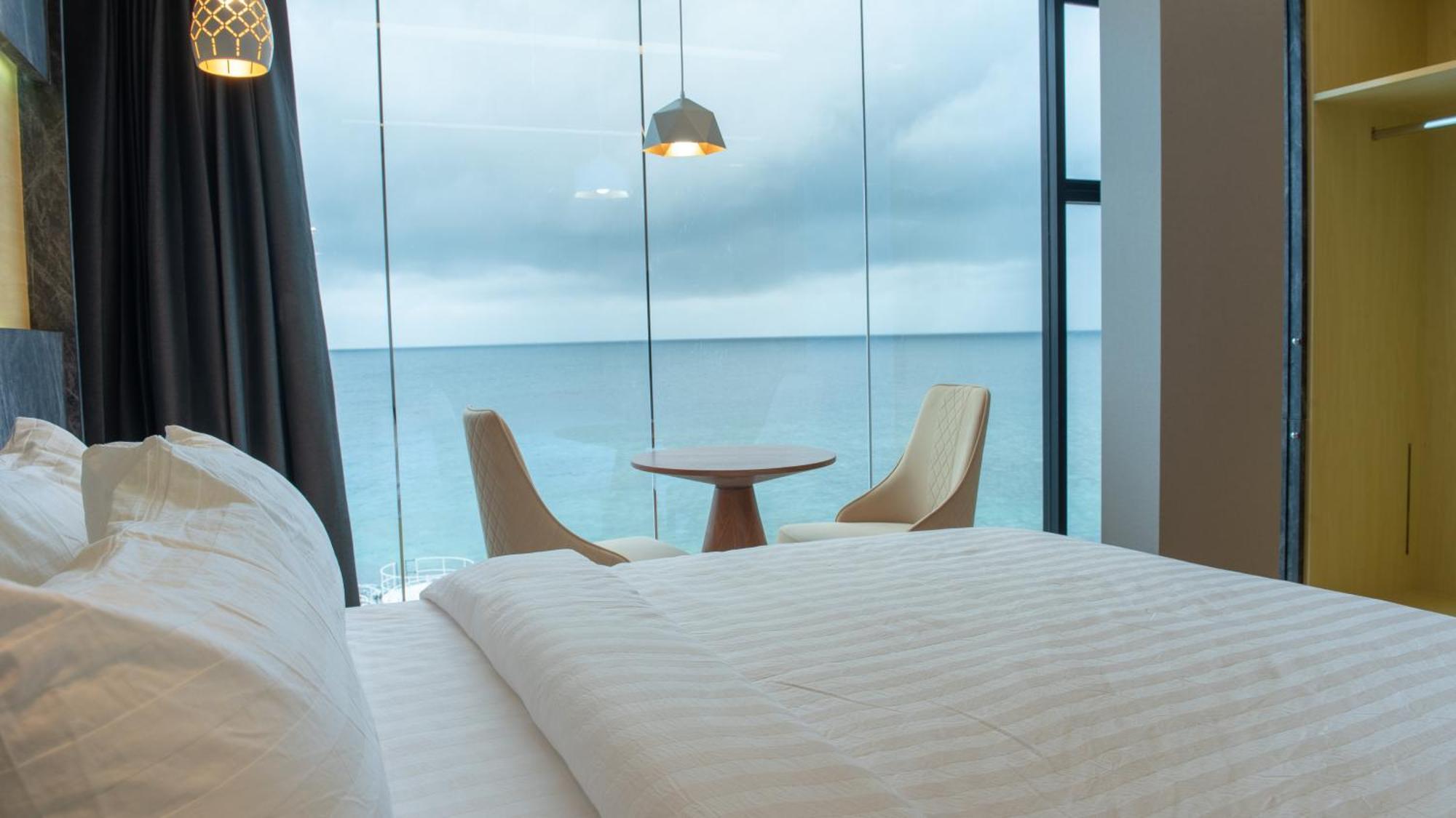 Swarn By Hawks Hotels Kamadhoo エクステリア 写真